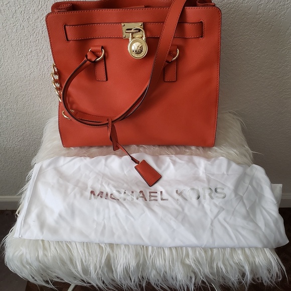 Michael Kors Hamilton Saffiano Tote in Clementine - Picture 3 of 7